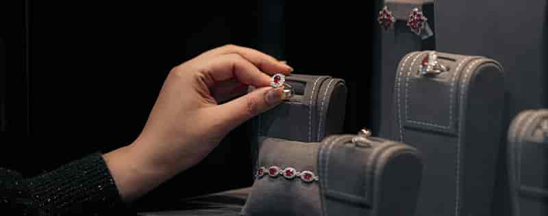 Brainvire Elevates Jewelry Distributors’ Digital Experience with Seamless Magento to Shopify Migration