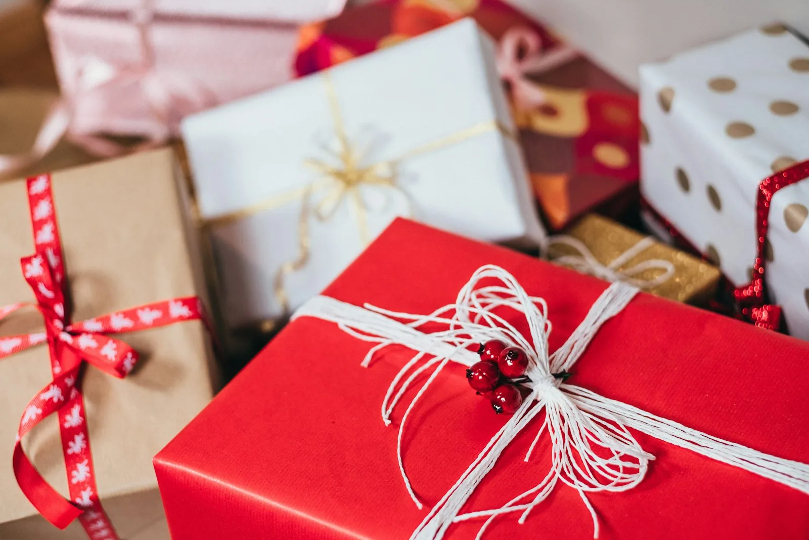 Gifting brand storefront