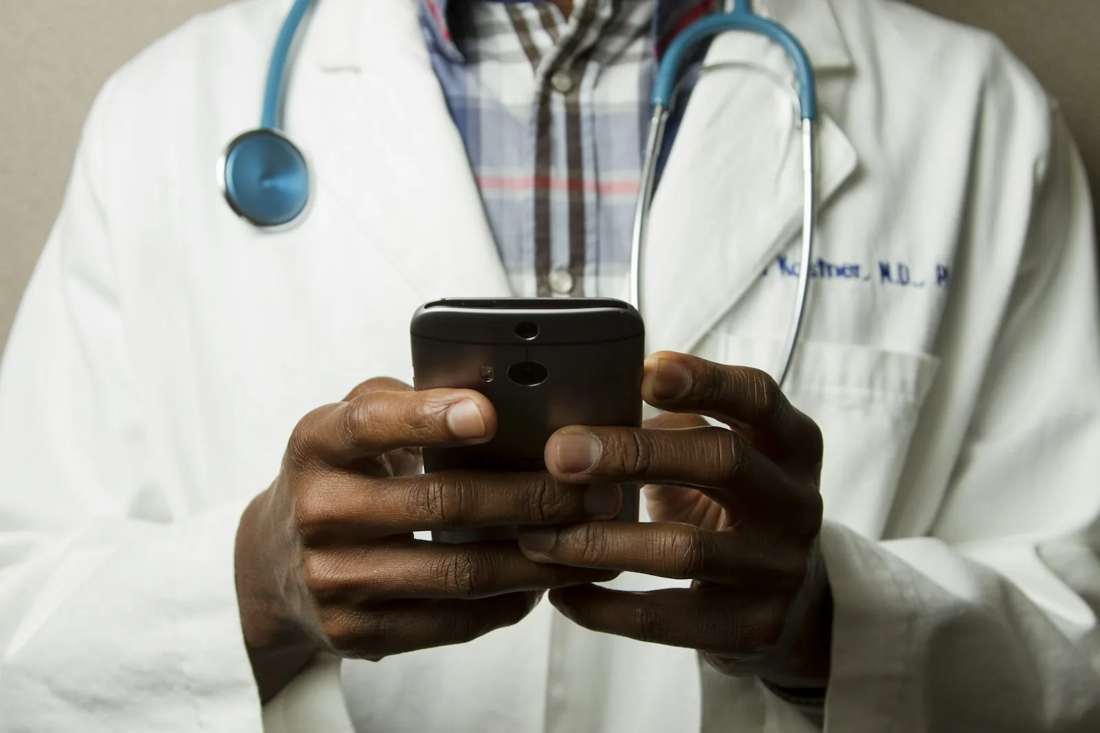 Connected healthcare ecosystem app
